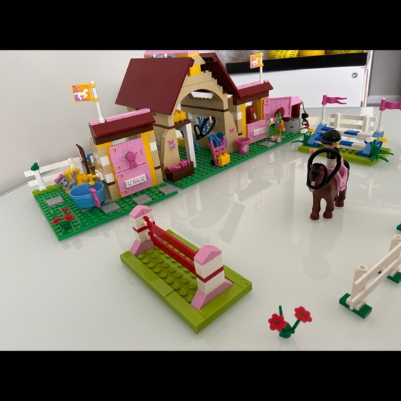 Lego Friends Stable - Picture 4 of 16